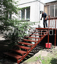 Металлическая наружная лестница Киев